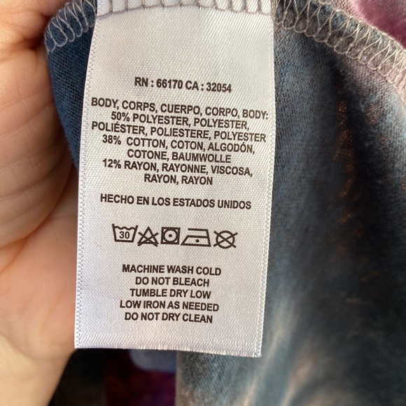 ANTHROPOLOGIE t.la Purple Tie Dye Tee NWT - Picture 5 of 6